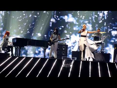 Bulgaria: Poli Genova - Na inat, first rehearsal
