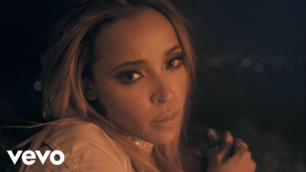 Tinashe – “Flame”