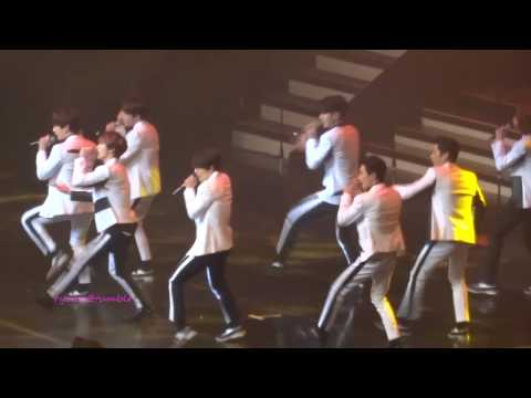 [FanCam] 20150412 Super Junior - Shirt BoB Manila