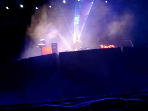Armin @ The Mission Dance Weekend / OceanLab vs Gareth Emery - On A Metropolis Day