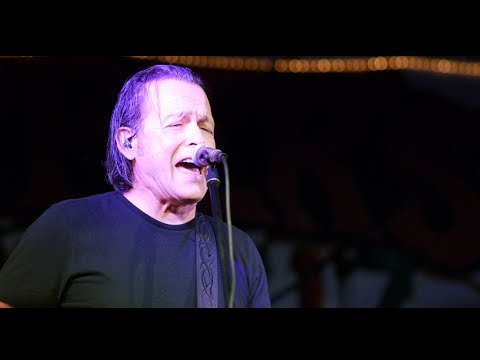 Tommy Castro & the Painkillers "Ride" - Skipper's Smokehouse, Tampa, FL - October 20, 2017