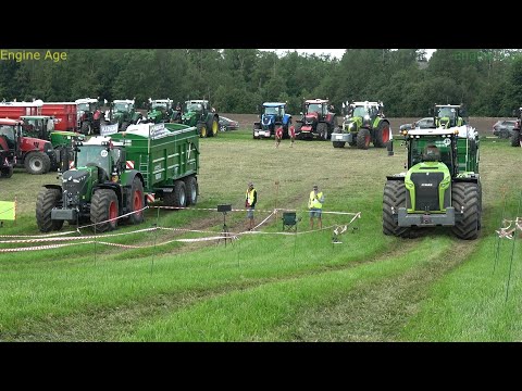 Claas 5000 Xerion vs Fendt 933 vario