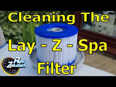 Cleaning the Lay-Z-Spa Filter