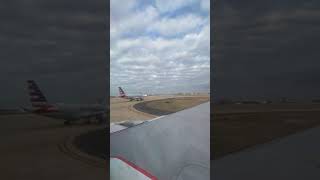 American Airlines Flight AA1761 From DFW - PIT Takeoff From DFW