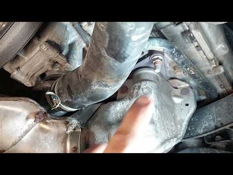 CROSSTREK SUBARU THERMOSTAT REPLACEMENT WITHOUT REMOVING EXHAUST