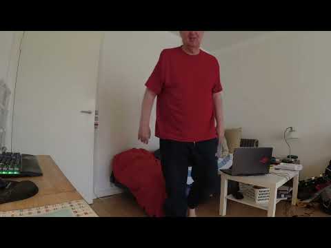 MongoTV_9298 - Del 2 - TØMMER SKRALDEPOSER OG BLANDER SAFTEVAND LØRDAG EFTERMIDDAG SOMMER 2022