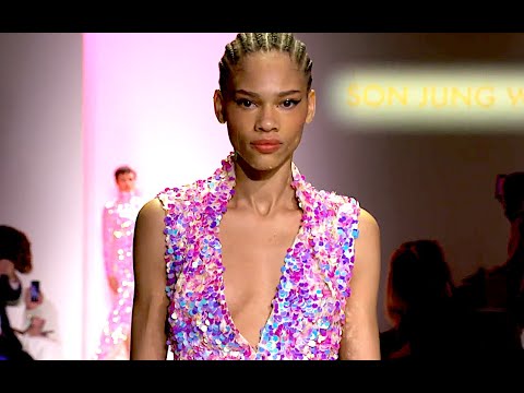 SON JUNG WAN Fall 2022 New York - Fashion Channel