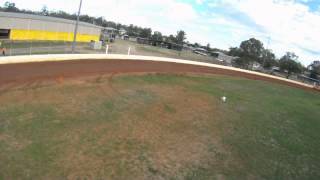 preview picture of video 'Chopper At Gatton Speedway'