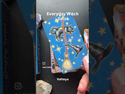 Карты Таро Everyday Witch 78 карт - фото 1 - id-p3116571466