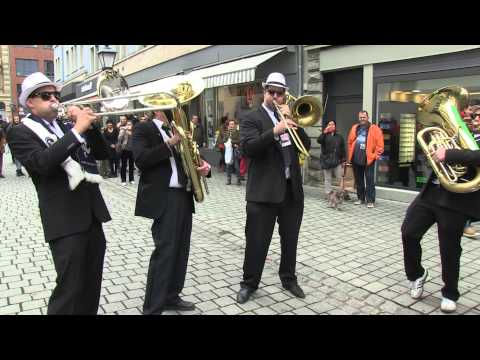 Zibbz und Bieranjas von Kampf der Orchester blasen Konstanz weg - #srfkdo