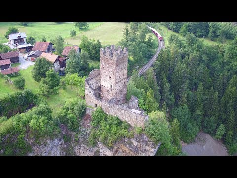 Flugaufnahme der Burg Campell