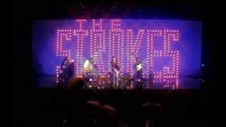 The Strokes - Tap Out