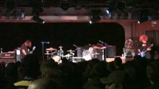 Melvins 1983 playing "Forgotten Principles" & "If You Get Bored" at ATP in Minehead, Uk 12-5-08