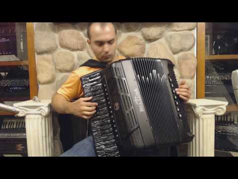 BELTLEAIV120BM - NEW Black Maple Beltuna Leader IV Piano Accordion LMMH 41 120 $11499