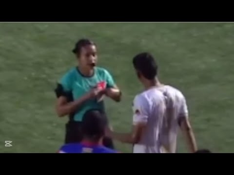 SHAME IN COLOMBIAN FOOTBALL: A PLAYER HITS THE REFEREE, REAL ACADEMIA VS. QUIQUE