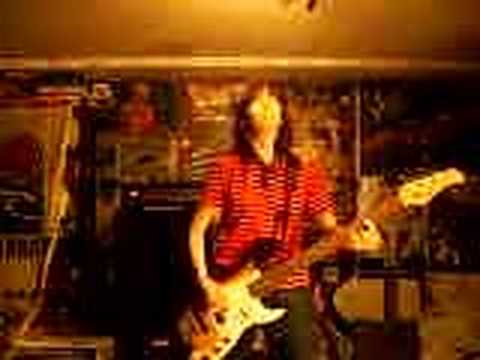 stumble and fall - razorlight BASS COVER video thumbnail