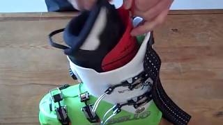 Safe & Easy Way to Insert Ski Boot Liners.