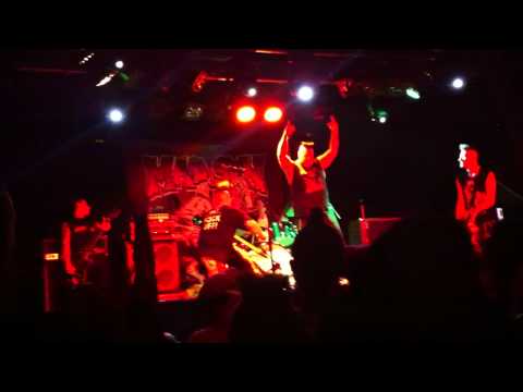 Mad Sin - Sell Your Soul (Double Bass Solo in Mosh) @ Hifi Bar, Melbourne, Australia, 11/11/2011