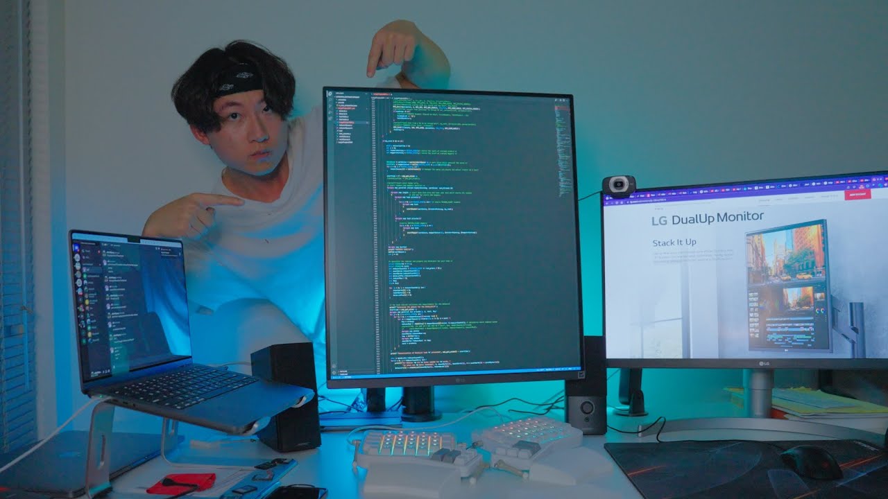 My new CRAZY monitor for productivity | LG DualUp