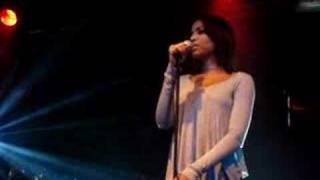 Alice Smith - Do I (Live at the Highline Ballroom)