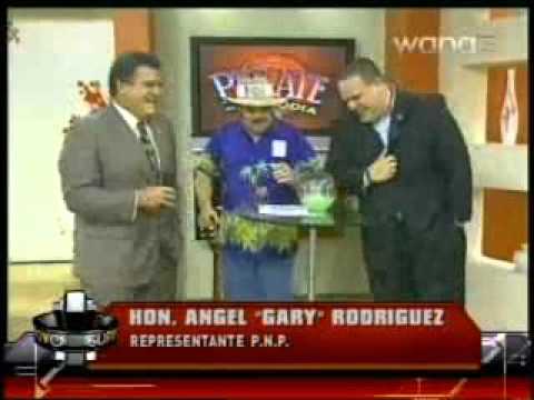 SuperXclusivo - Hon. Angel "Gary" Rodríguez se sopla palabrota al aire 3/15/11