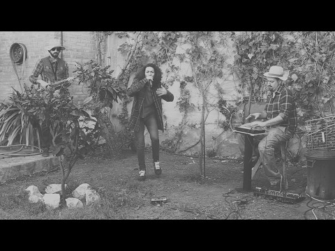 ESKARNIA . Sesiones  Directo. Tormenta