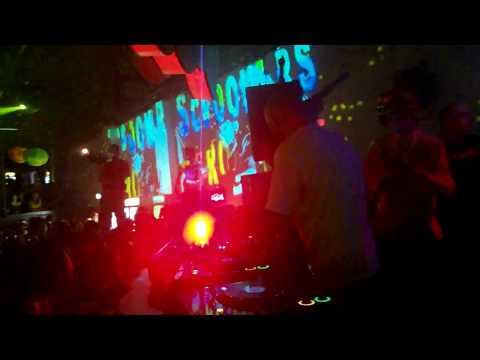 CROOKERS INTRO @ LOONYVERSE - BOOTSHAUS KÖLN 22.08.09