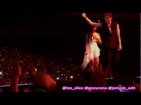 [130309] MUSIC BANK JAKARTA HYORIN SISTAR AND ERU - KEMESRAAN (INDONESIA SONG)