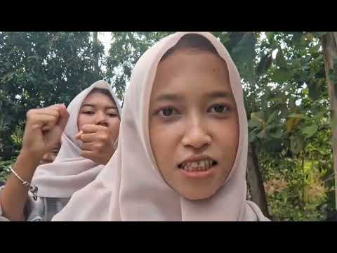 TUGAS SOSIOLOGI MEMBUAT PRESENTASI TENTANG"KONFLIK PERTEMANAN"