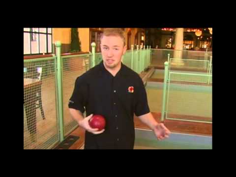 Palazzo di Bocce   How to Throw a Bocce Ball Raffa Style