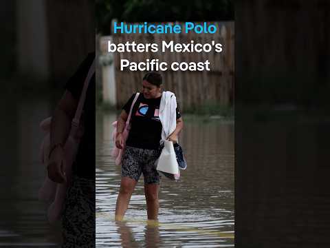 Residents take stock after Hurricane Polo batters Mexico's Pacific coast | DW News