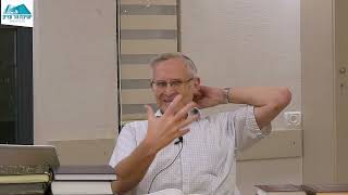 הרב משה ליכטנשטיין | ביכורים | איסור דם אדם ודם שרצים (ישיבת הר עציון) - התמונה מוצגת ישירות מתוך אתר האינטרנט יוטיוב. זכויות היוצרים בתמונה שייכות ליוצרה. קישור קרדיט למקור התוכן נמצא בתוך דף הסרטון