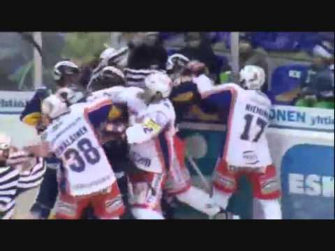 Ville Nieminen vs Mikkel Bødker - Lukko-Tappara 30.10.2012