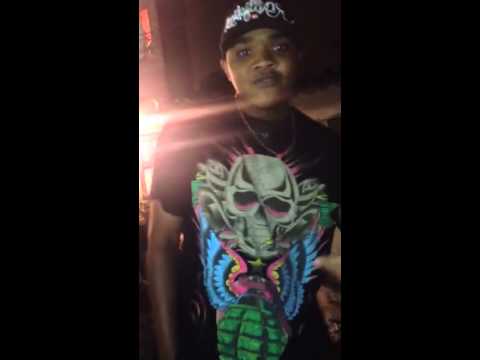 Paz e Amor. Mc buiu e Mc cadeirinha.