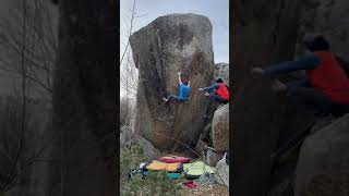 Video thumbnail of In the Shadow, 8a. Targasonne