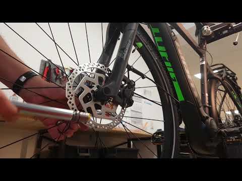 Sr Suntour Steckachse bestens erklärt und Praxiserprobt.