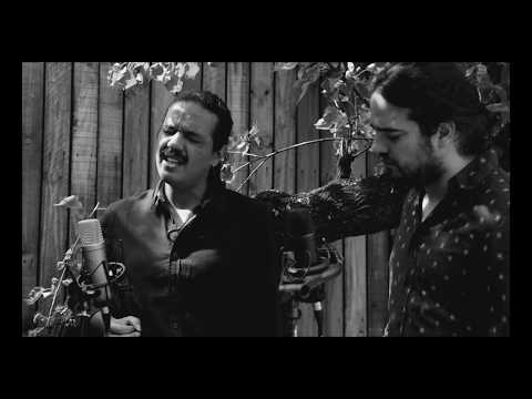 Coral Rojo - Sólo Dios sabe si vuelvo