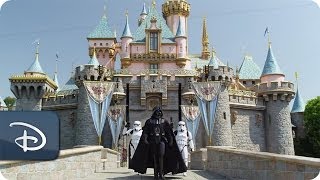 Darth Vader goes to Disneyland | Star Tours | Star Wars