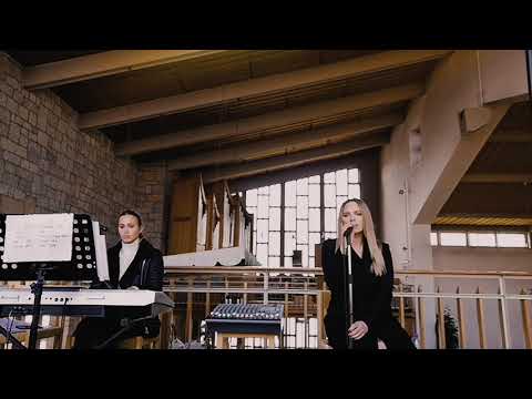 Hallelujah (Leonard Cohen) - Ana Badrov & Dora Vrdoljak