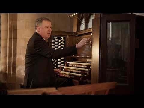 Tonal tour of the organ at Waltham Abbey