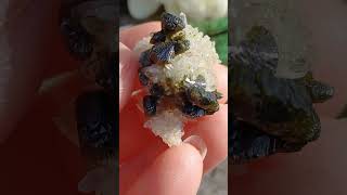 Epidot s křemenem 8g