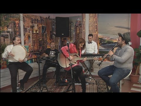 Jehona Shaqiri & Band - Un ta fala ty një puthje - Gëzuar 2018 me Televizionin Koha