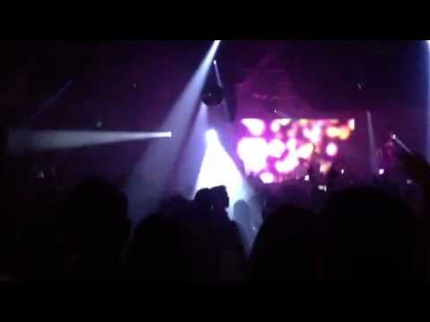 Above&Beyond @ Fluxx playing Afterthought (Heatbeat Remix)