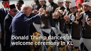 Download lagu Donald Trump dances upon arrival in Malaysia for ASEAN summit mp3 Download lagu Donald Trump dances upon arrival in Malaysia for ASEAN summit mp3