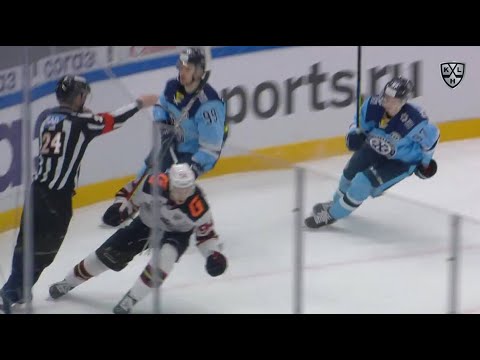 Gritsyuk feeds Semenov for insurance goal