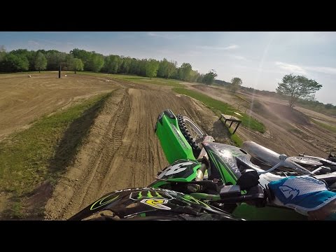 KX125 Wide Open at Baja Acres MX ft. Joey Crown