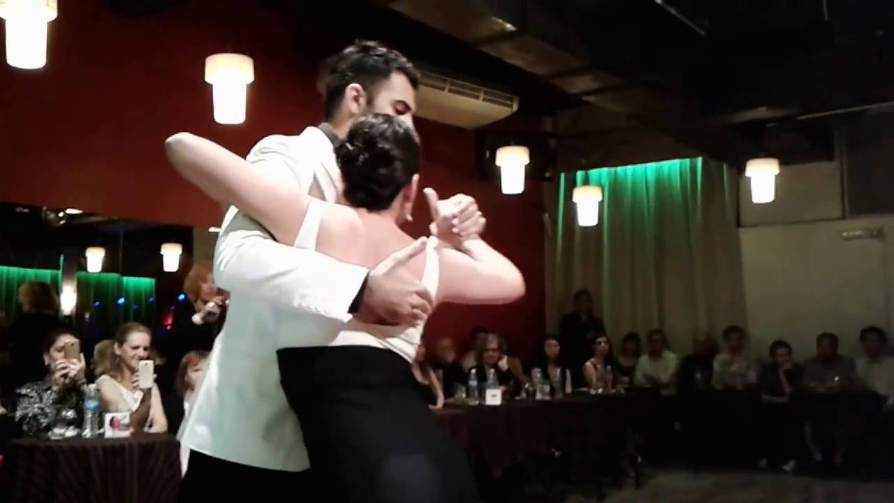 Bailaron Dana Frigoli & Andrián Ferreyra, en la Milonga de Los Domingos. Part.1 - 23/10/16