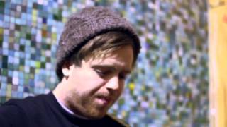 Benjamin Francis Leftwich performs "Break the Day Open"