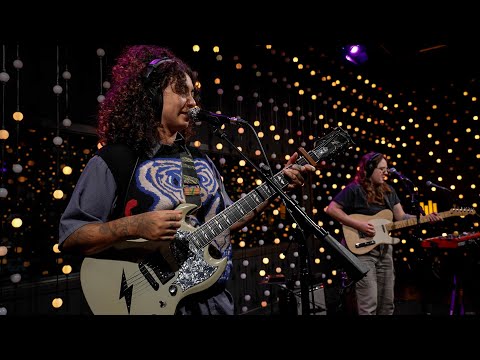 Indigo De Souza - Heartthrob (Live on KEXP)
