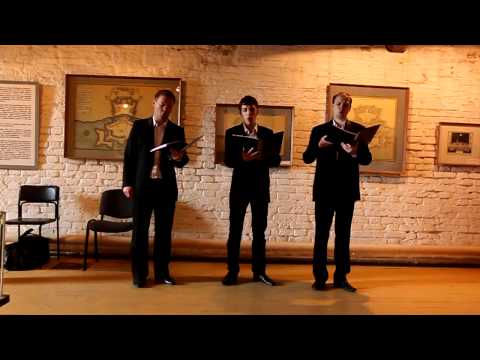 2011-05-05 Singers at Peter & Paul Fortress - St Petersburg, Russia #1